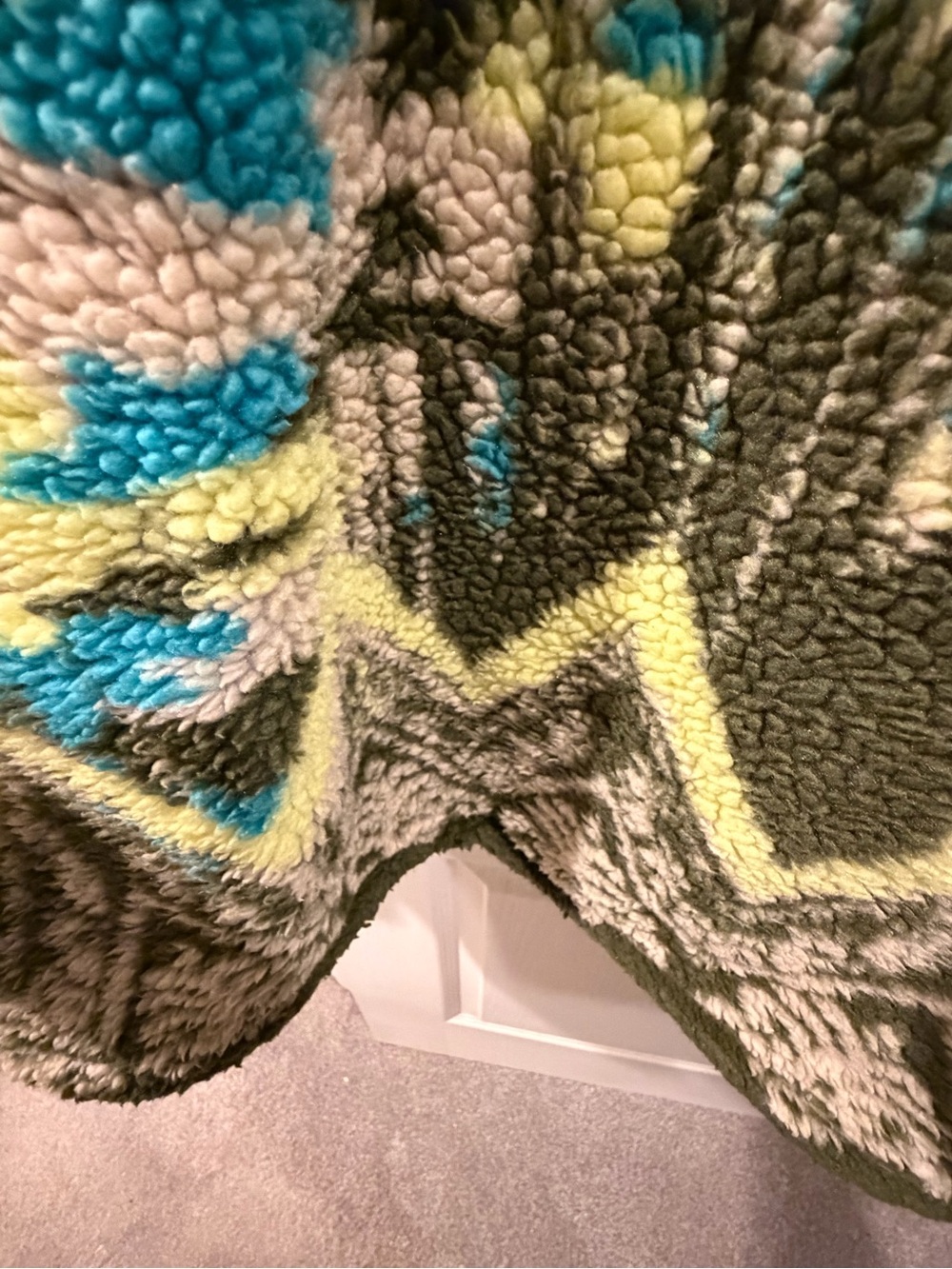 Anthropologie Pilcro Plush Camo Sherpa Jacket XL - Picture 4 of 7